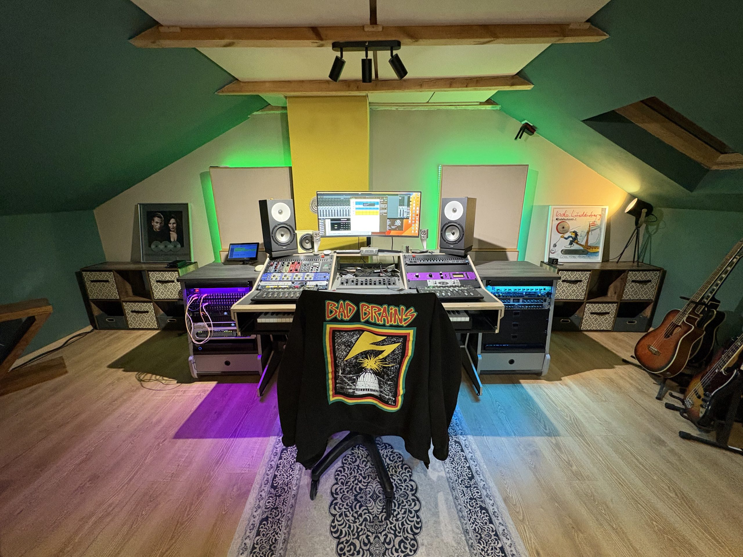 22GLORY recording studio